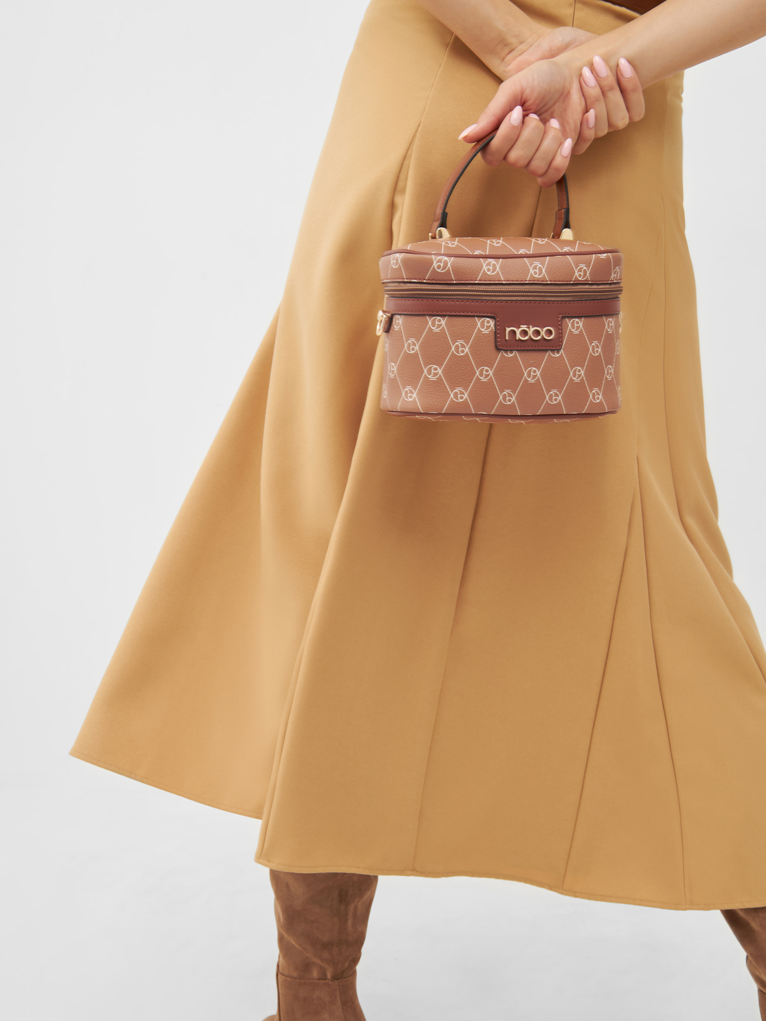 NBAG-R0080-C015_003 (1)